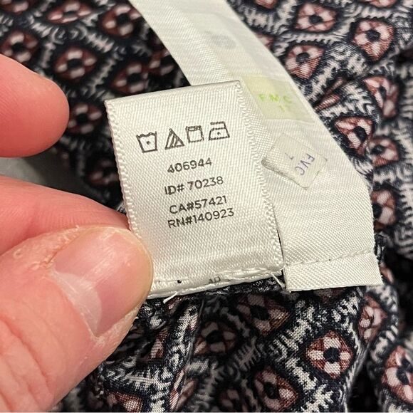 Ann Taylor Loft Mixed Geo Peasant 3/4 Sleeve Blouse Size Small - Picture 10 of 11
